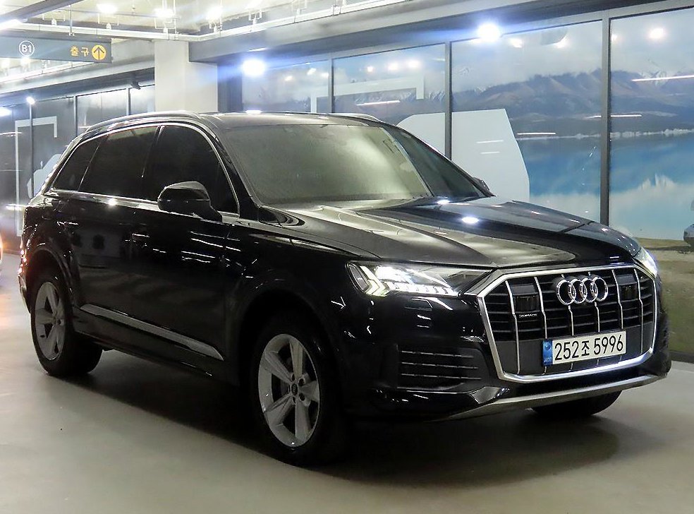 아우디 Q7 45 TDI 콰트로
