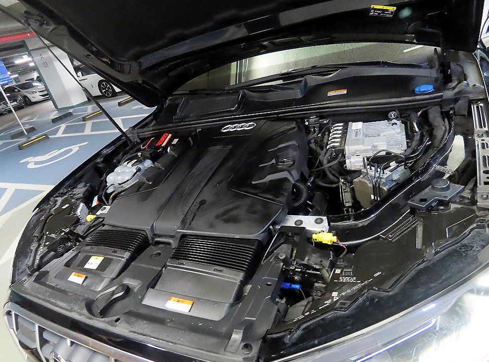 아우디 Q7 45 TDI 콰트로 사진 19