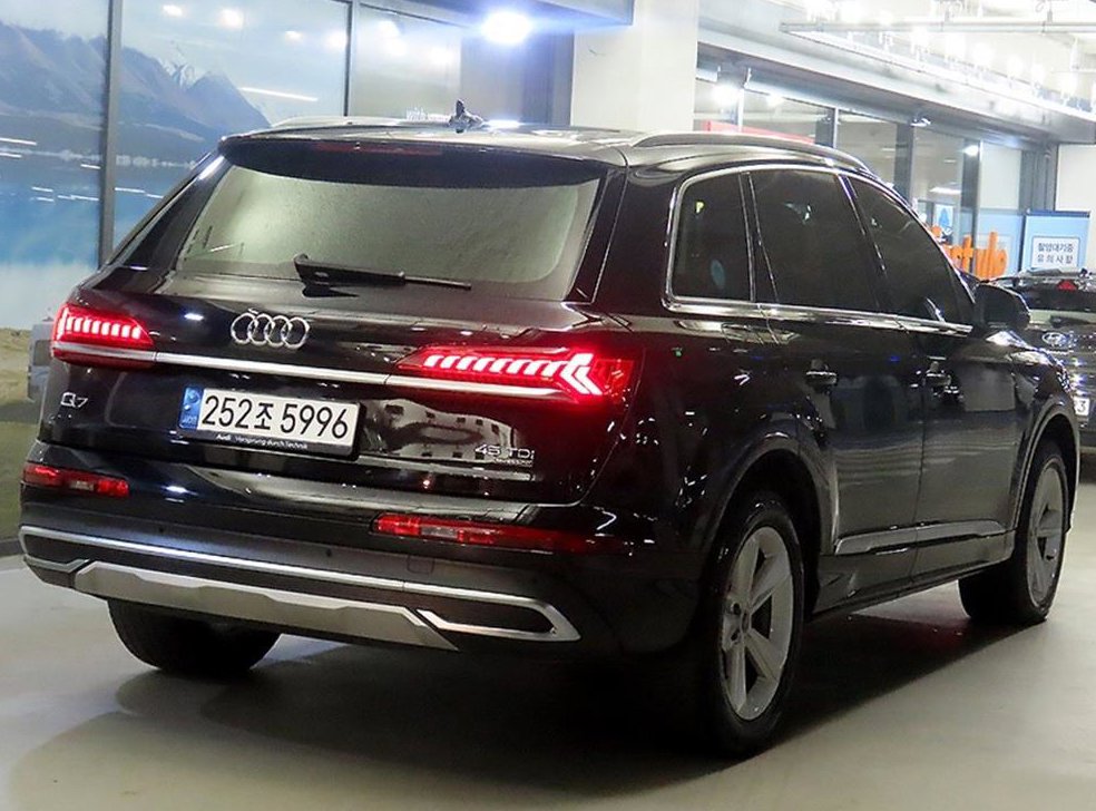 아우디 Q7 45 TDI 콰트로 사진 4