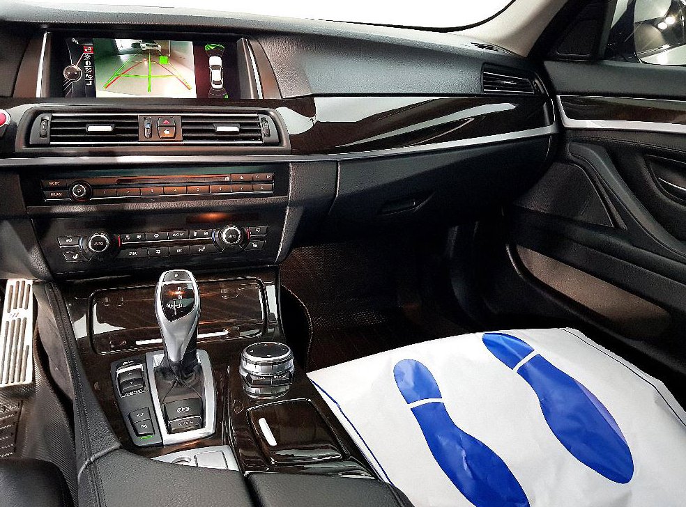 BMW 5시리즈 528i M 에어로 다이나믹 사진 10