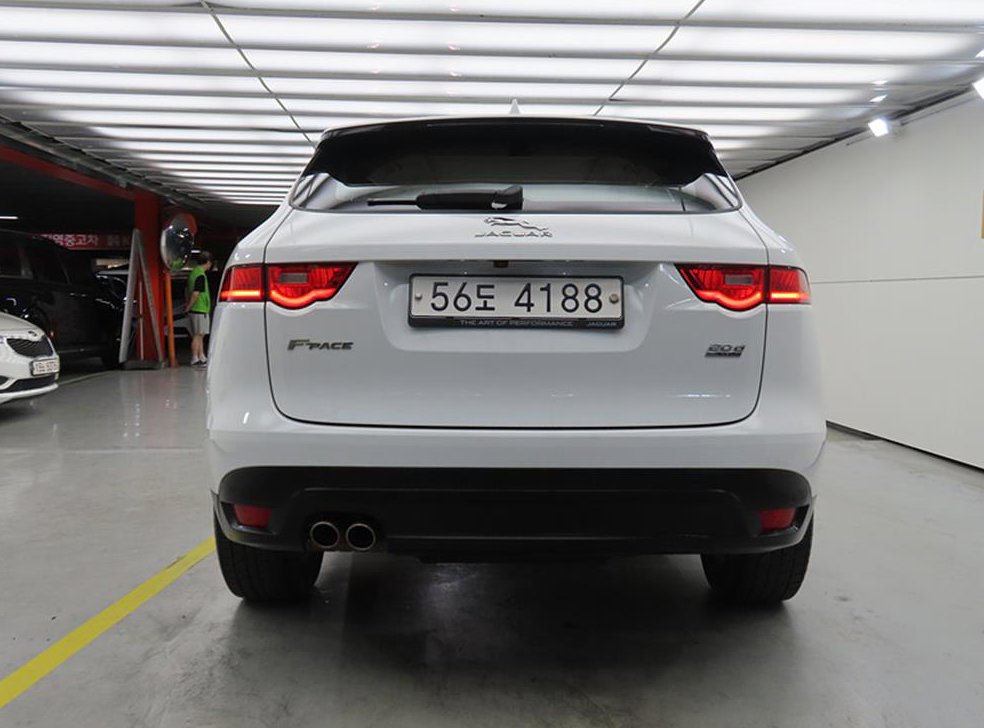 재규어 F-PACE 20d 프레스티지 사진 3