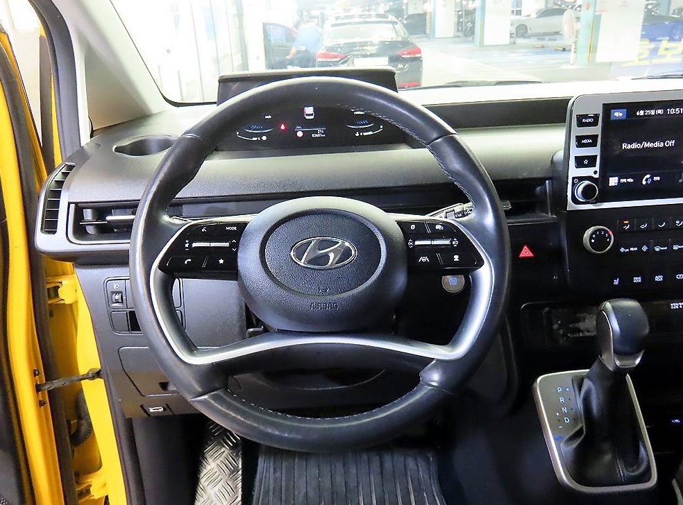 현대 스타리아 11인승 어린이 보호차량 사진 9