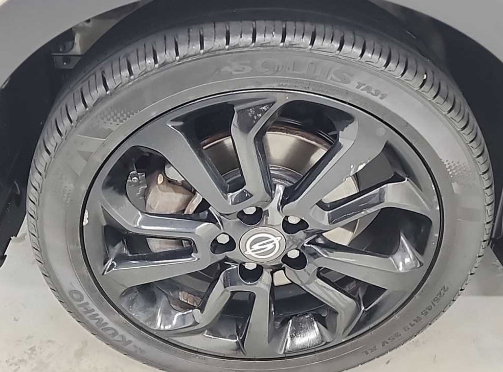KG모빌리티(쌍용)  티볼리 가솔린 2WD 1.6 LX 사진 19