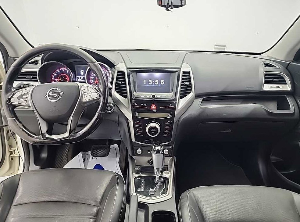 KG모빌리티(쌍용)  티볼리 가솔린 2WD 1.6 LX 사진 7