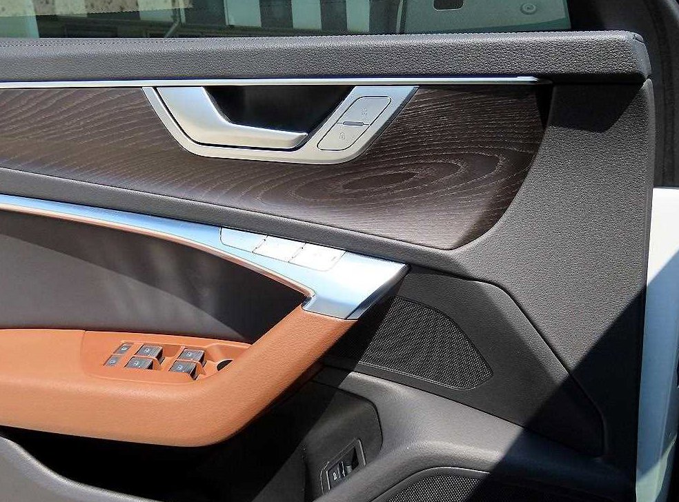아우디 A6 45 TFSI 콰트로 프리미엄 사진 12