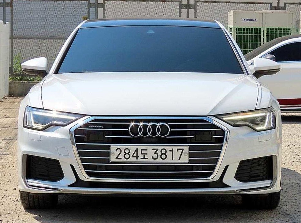 아우디 A6 45 TFSI 콰트로 프리미엄 사진 2