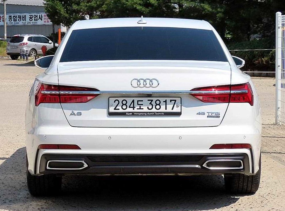 아우디 A6 45 TFSI 콰트로 프리미엄 사진 4