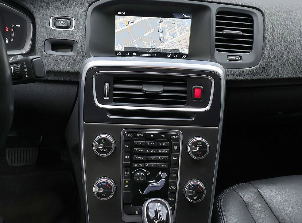 볼보 S60 D3 사진 9