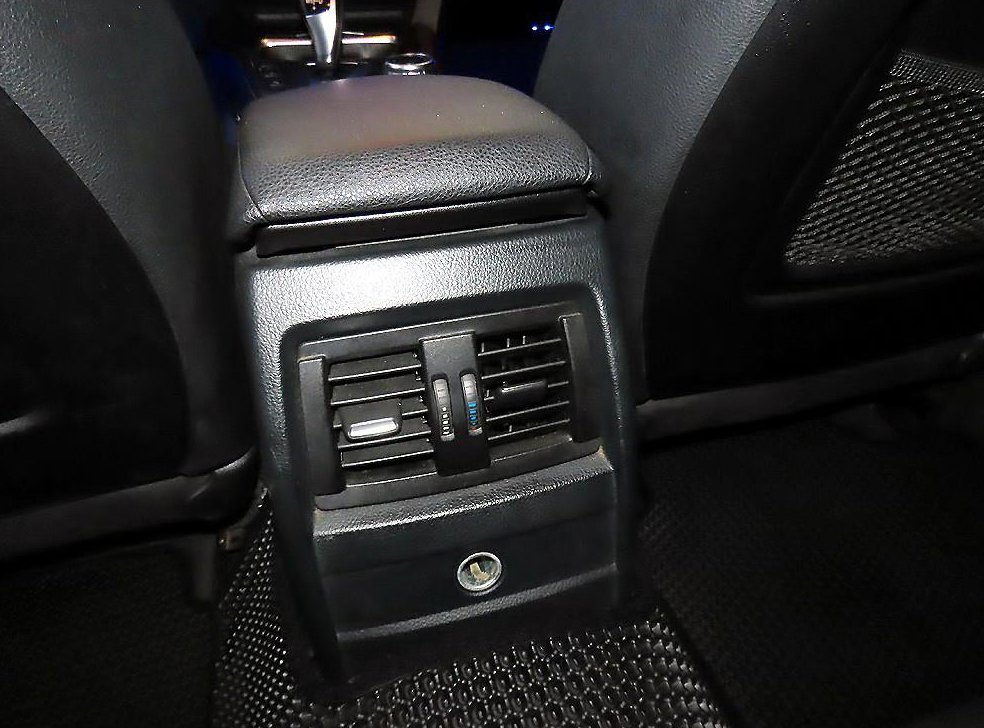 BMW 3시리즈 320d 사진 16