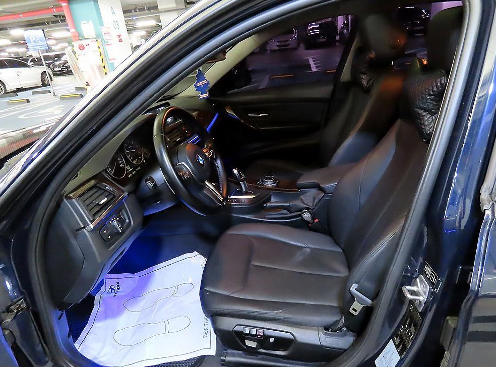 BMW 3시리즈 320d 사진 6