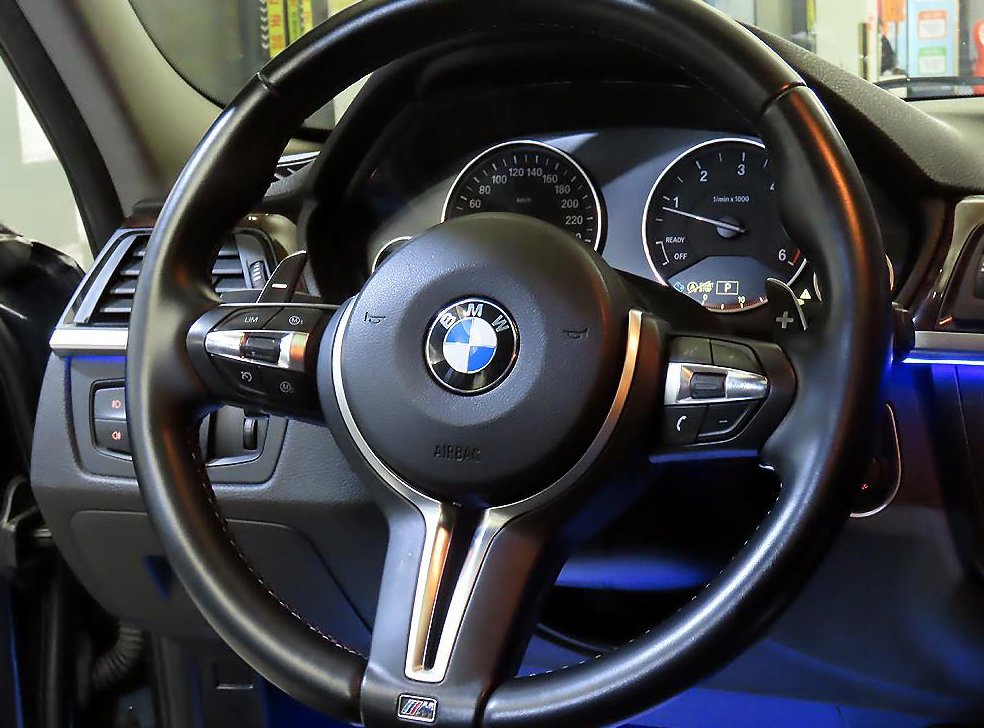 BMW 3시리즈 320d 사진 8