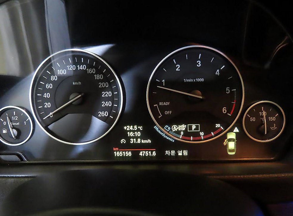 BMW 3시리즈 320d 사진 9