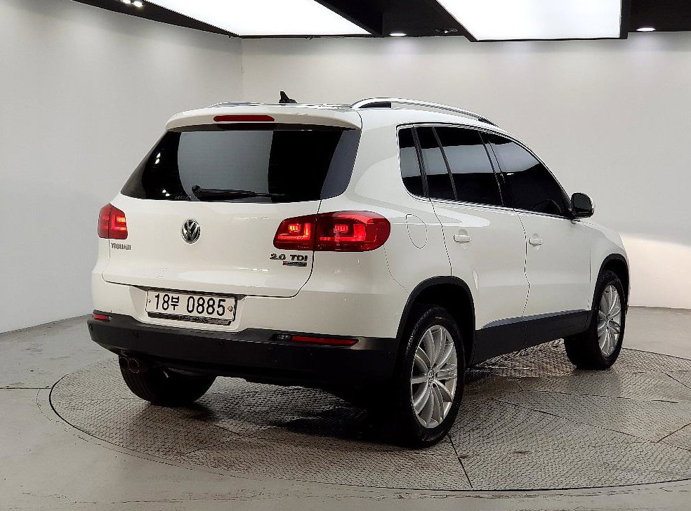폭스바겐 티구안 2.0 TDI 프리미엄 사진 4