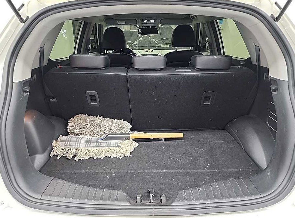 KG모빌리티(쌍용)  티볼리 가솔린 2WD 1.6 LX 사진 18