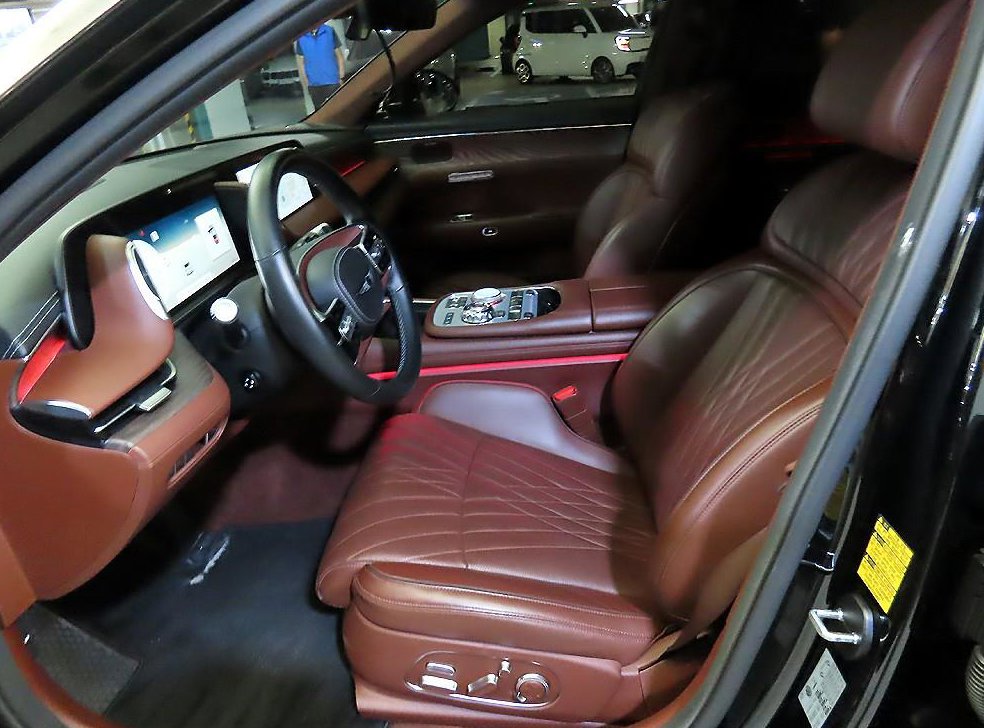 제네시스 G90 3.5T GDI AWD 사진 6