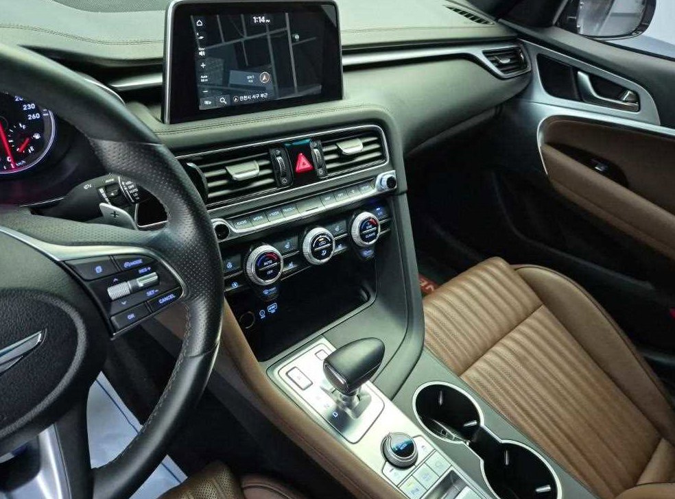 제네시스 G70 2.0T 사진 10