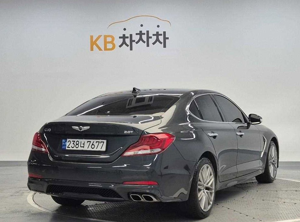 제네시스 G70 2.0T 사진 3