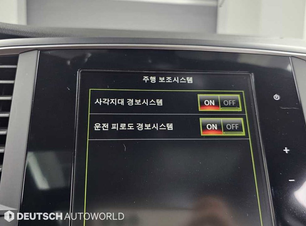 르노코리아(삼성) SM6 가솔린 2.0 GDe 사진 17