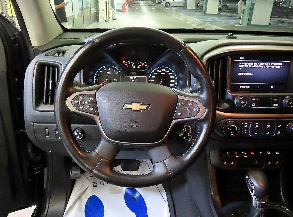 쉐보레 콜로라도 3.6 Z71-X 미드나잇 4WD 사진 8