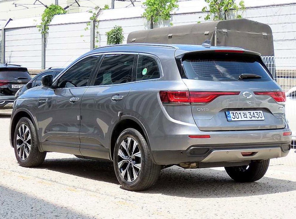 르노코리아(삼성) QM6 가솔린 2.0 GDe RE 2WD 사진 3
