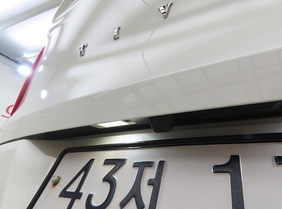 KG모빌리티(쌍용)  티볼리 2WD 가솔린 1.6 RX 사진 18
