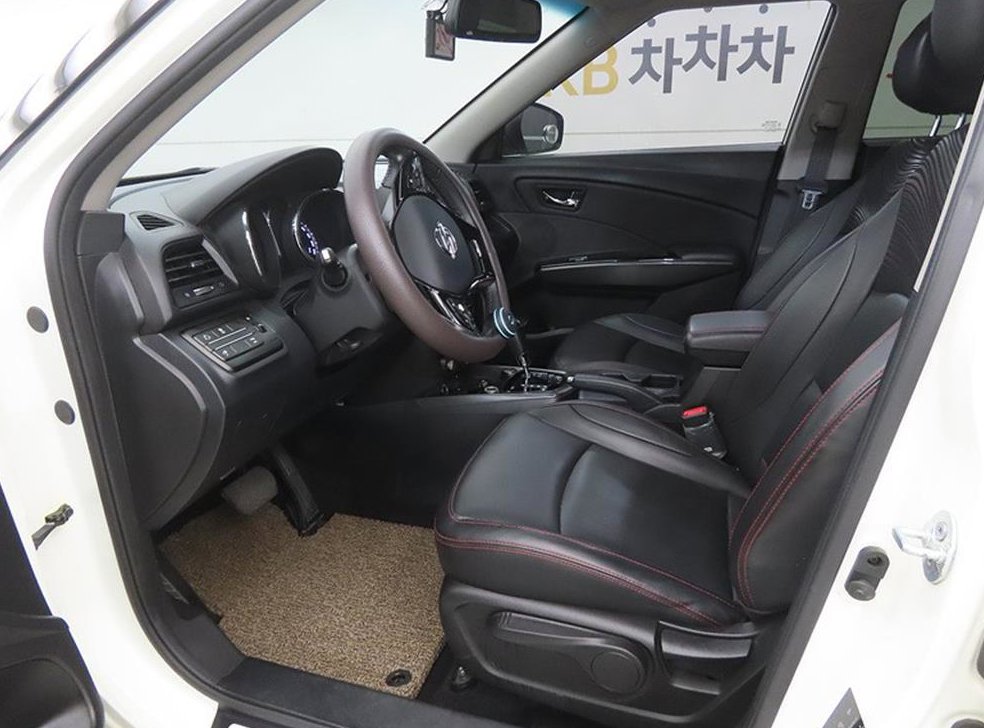 KG모빌리티(쌍용)  티볼리 2WD 가솔린 1.6 RX 사진 5