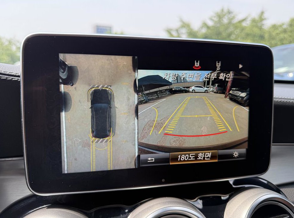 벤츠 GLC 클래스 GLC 220 d 4MATIC 프리미엄 쿠페 사진 15