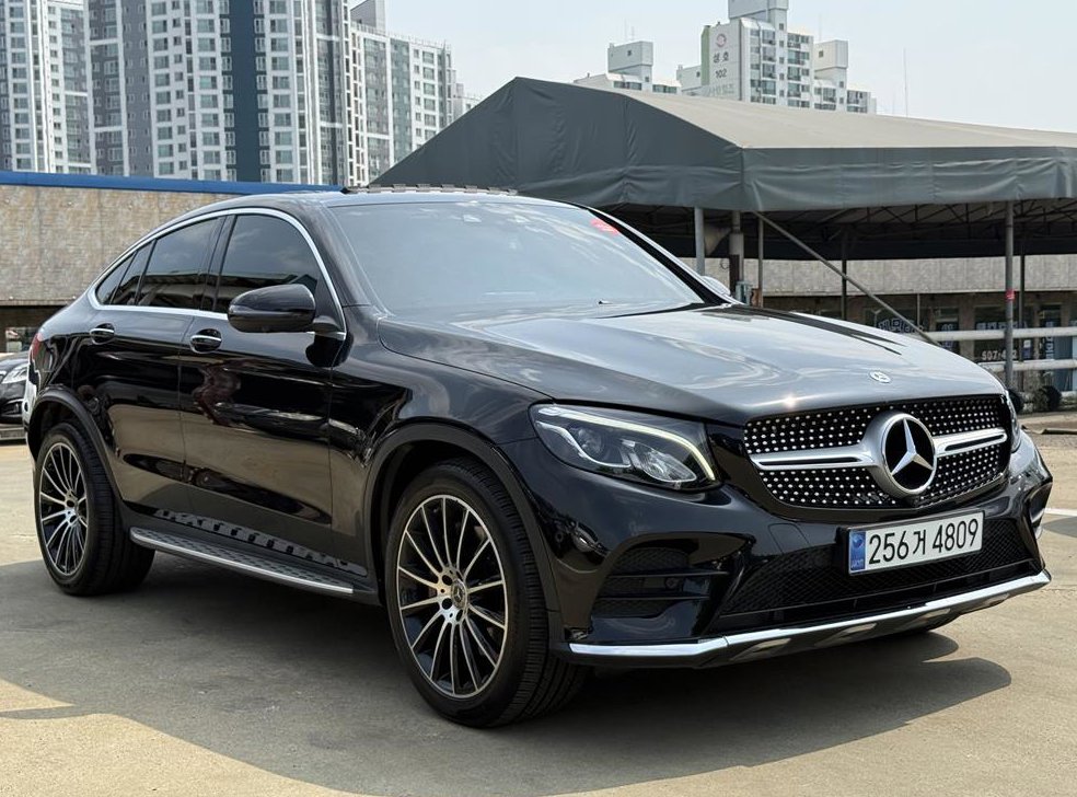벤츠 GLC 클래스 GLC 220 d 4MATIC 프리미엄 쿠페 사진 2