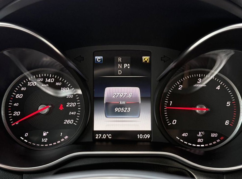 벤츠 GLC 클래스 GLC 220 d 4MATIC 프리미엄 쿠페 사진 5