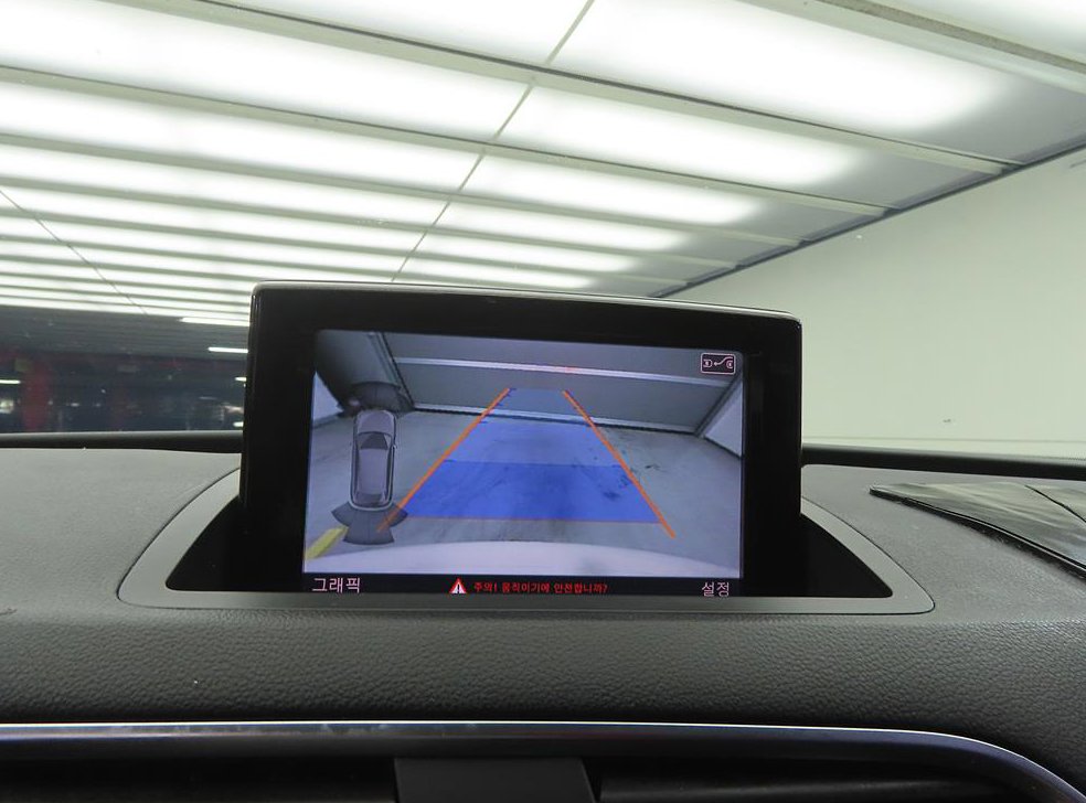 아우디 Q3 2.0 TDI 콰트로 사진 14
