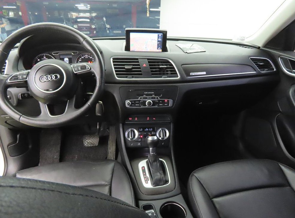 아우디 Q3 2.0 TDI 콰트로 사진 7