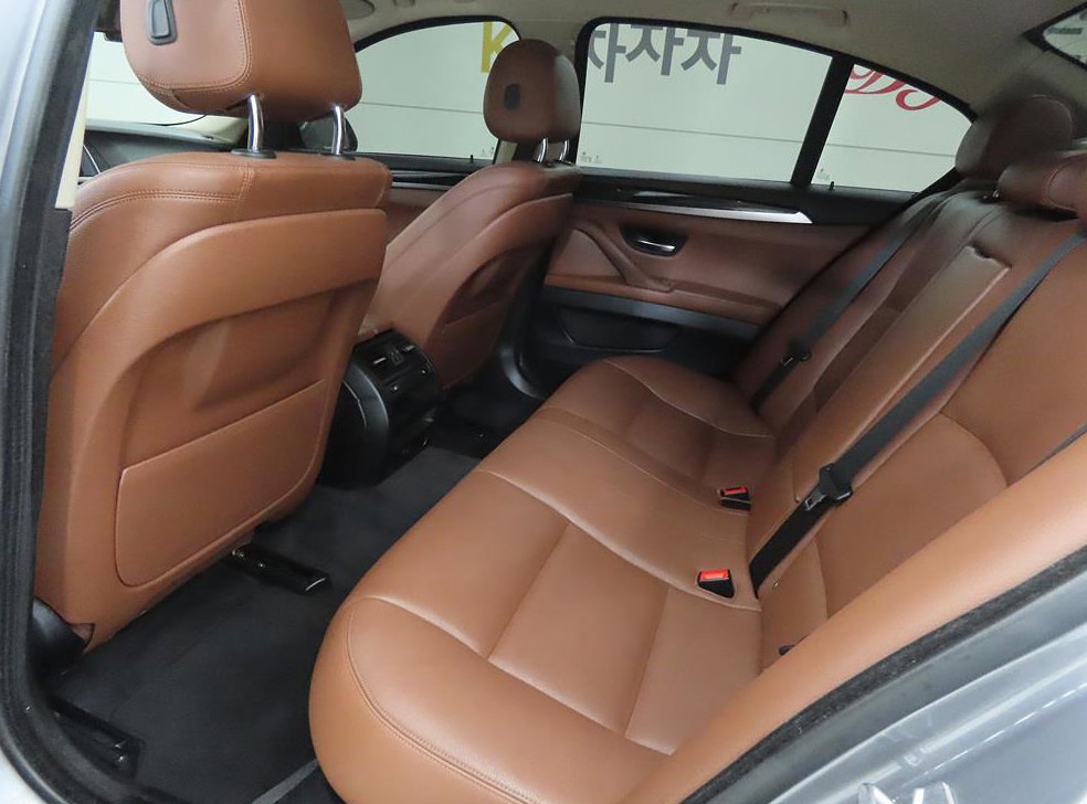 BMW 5시리즈 528i M 에어로 다이나믹 사진 6