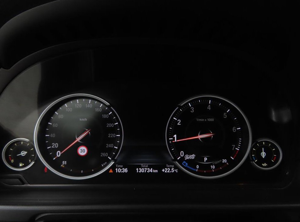 BMW 5시리즈 528i M 에어로 다이나믹 사진 9