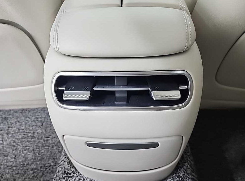 제네시스 G90 3.5T GDI AWD 사진 13