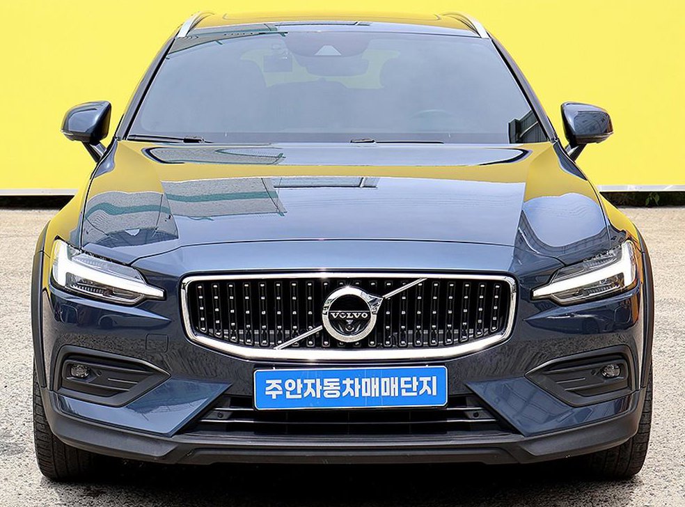 볼보 V60 2.0 B5 프로 AWD