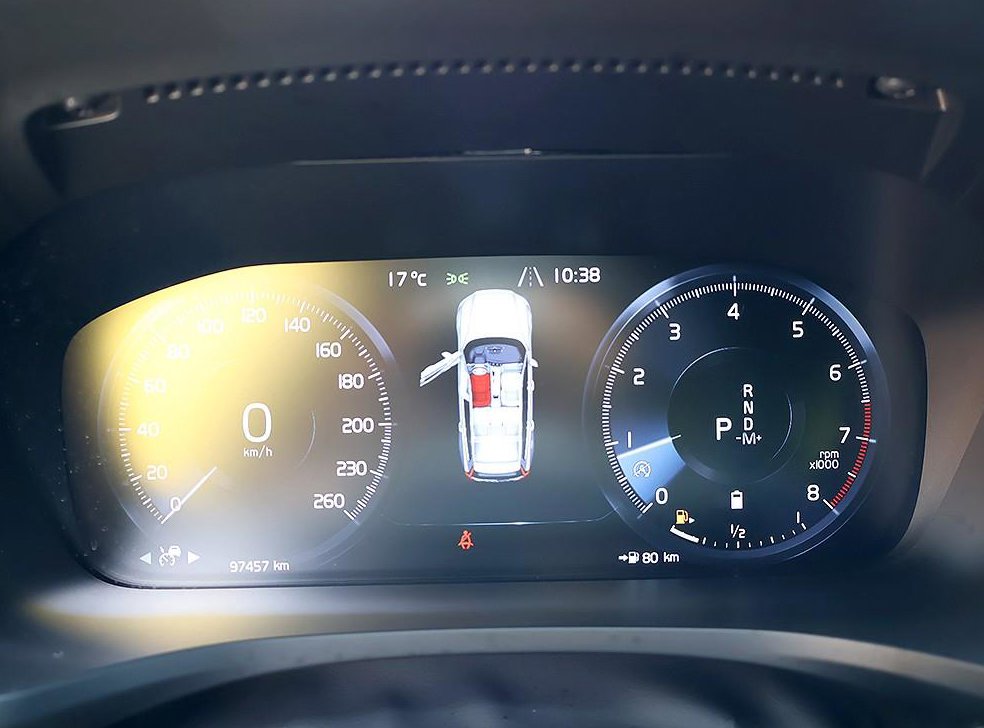 볼보 V60 2.0 B5 프로 AWD 사진 6