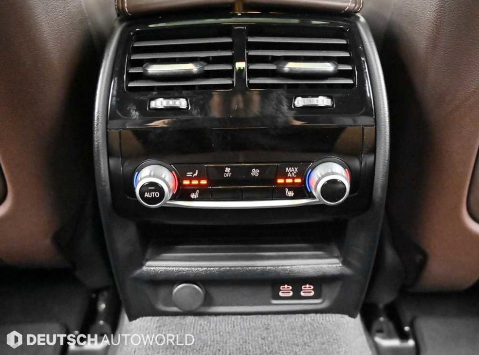 BMW 5시리즈 530e M 스포츠 사진 16