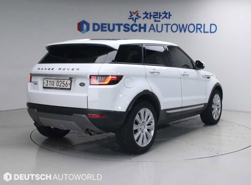 랜드로버 레인지로버 이보크 2.0 TD4 HSE 사진 2