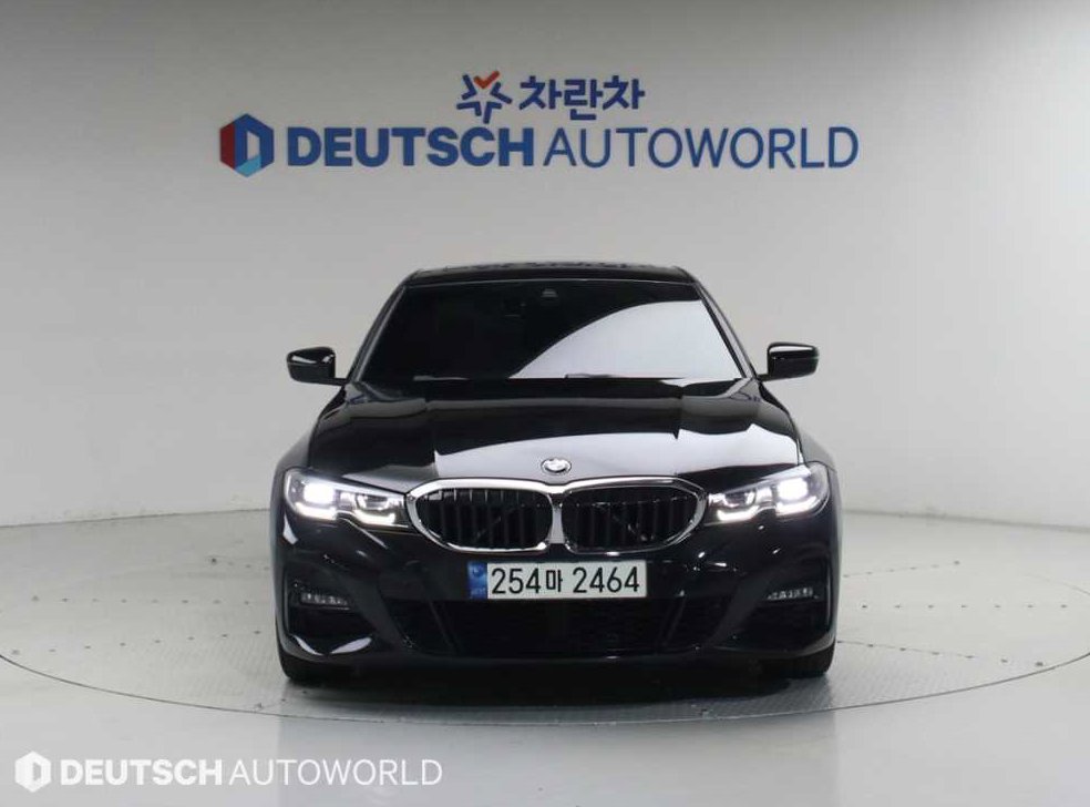 BMW 3시리즈 320i M 스포츠 사진 3