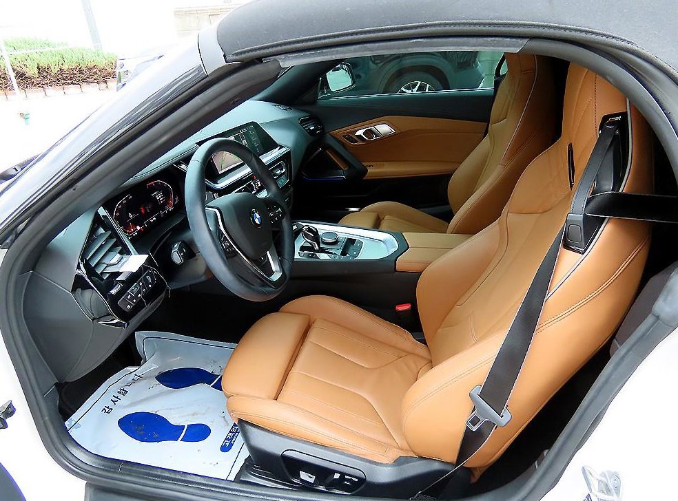 BMW Z4 sDrive 20i 스포츠 사진 9