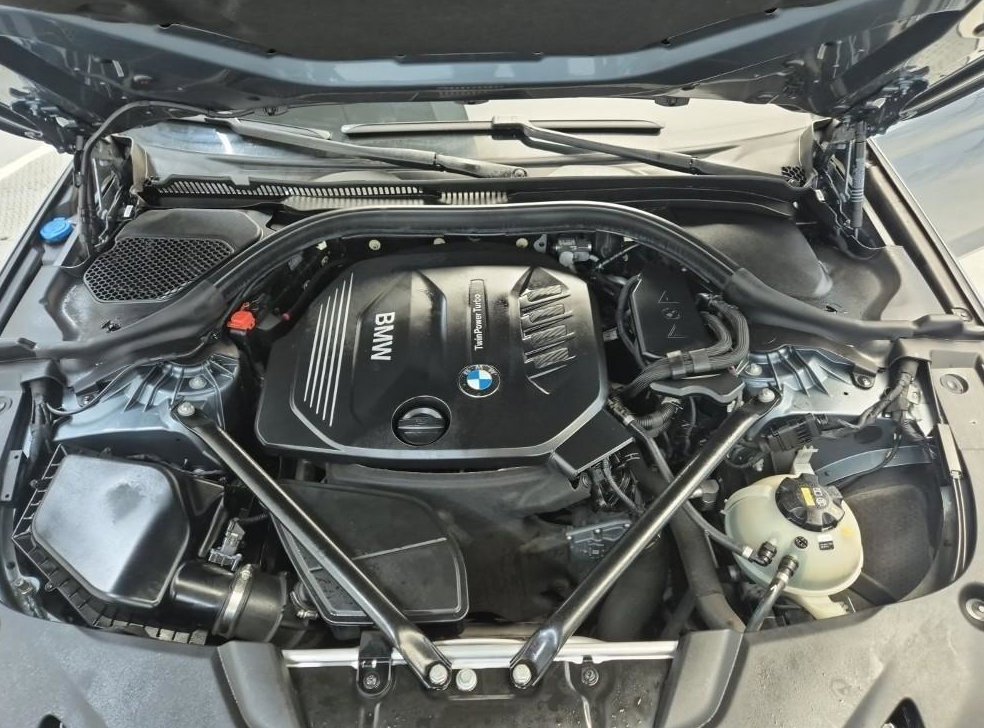 BMW 5시리즈 520d M 스포츠 스페셜 에디션 사진 5