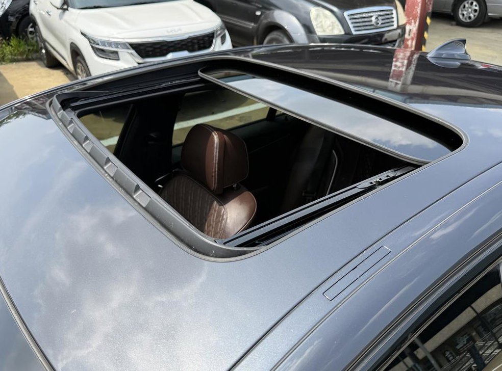BMW 5시리즈 530i M 스포츠 플러스 사진 18