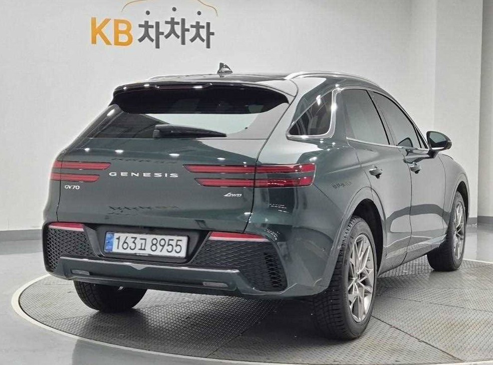 제네시스 GV70 2.2 디젤 AWD 사진 3