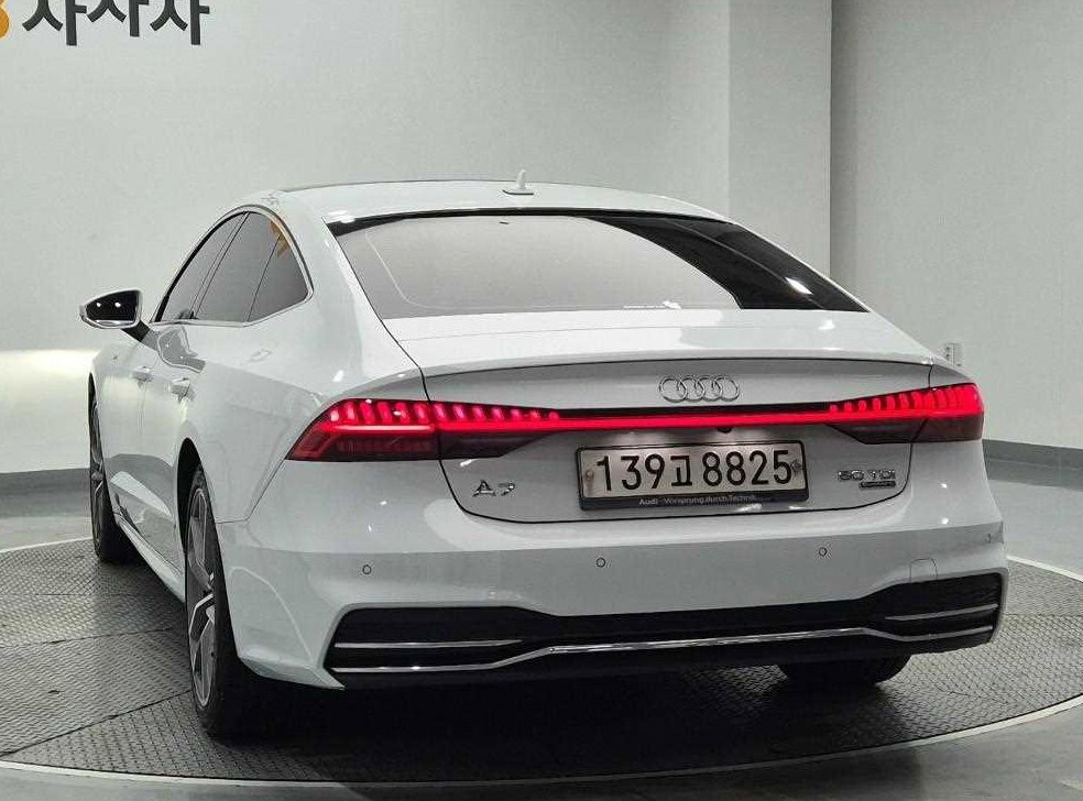 아우디 A7 50 TDI 콰트로 프리미엄 사진 2