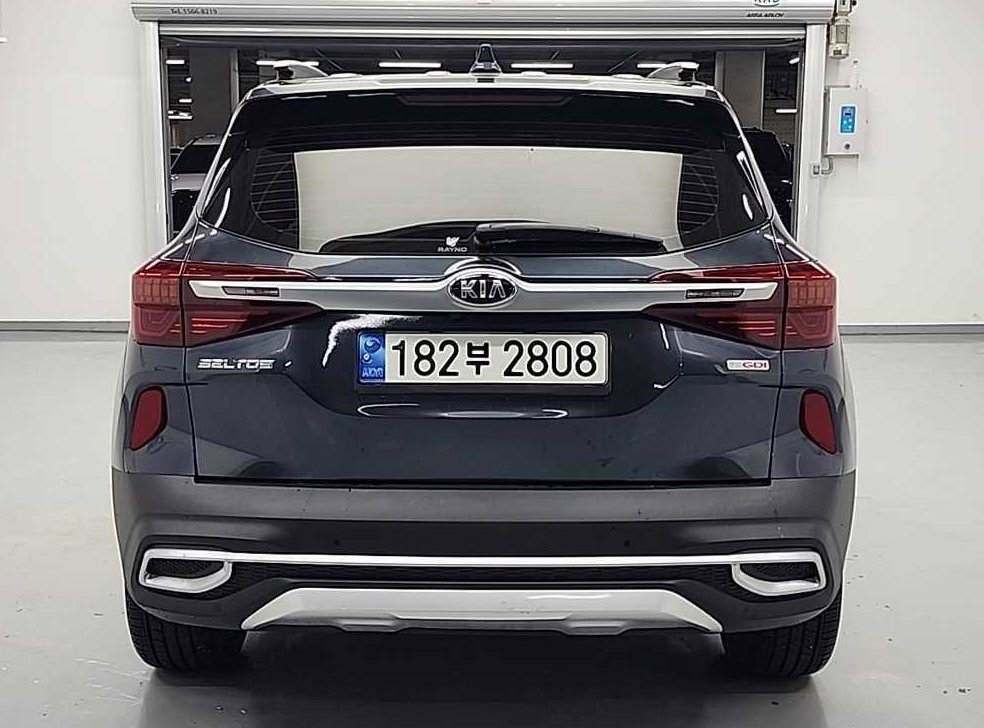 기아 셀토스 가솔린 1.6 터보 2WD 사진 3