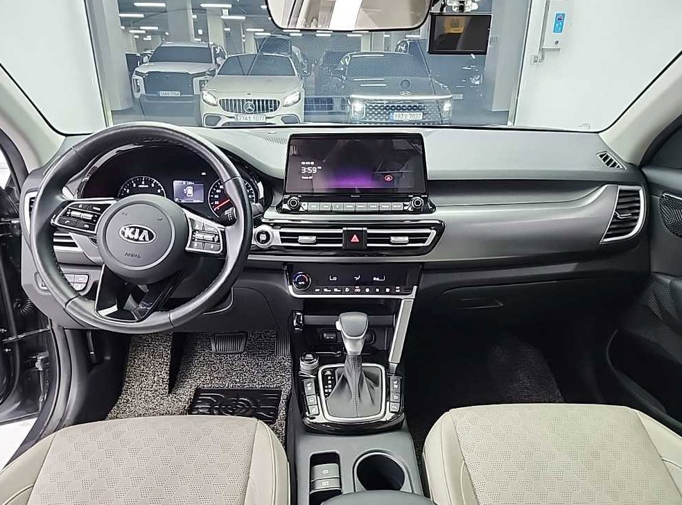 기아 셀토스 가솔린 1.6 터보 2WD 사진 7