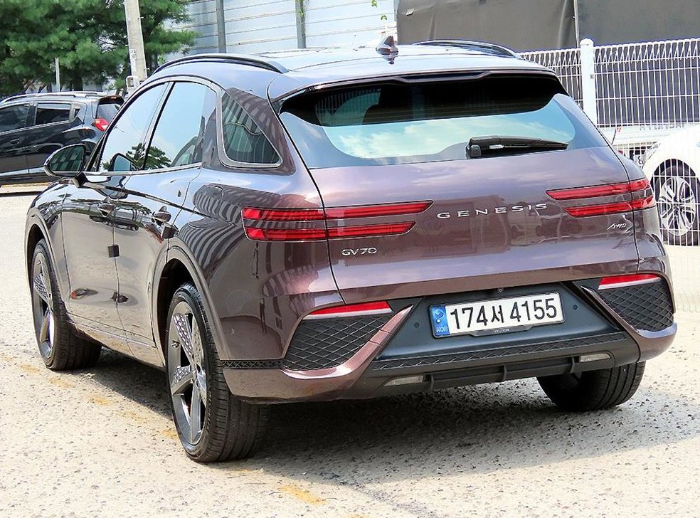 제네시스 GV70 2.2 디젤 AWD 사진 3