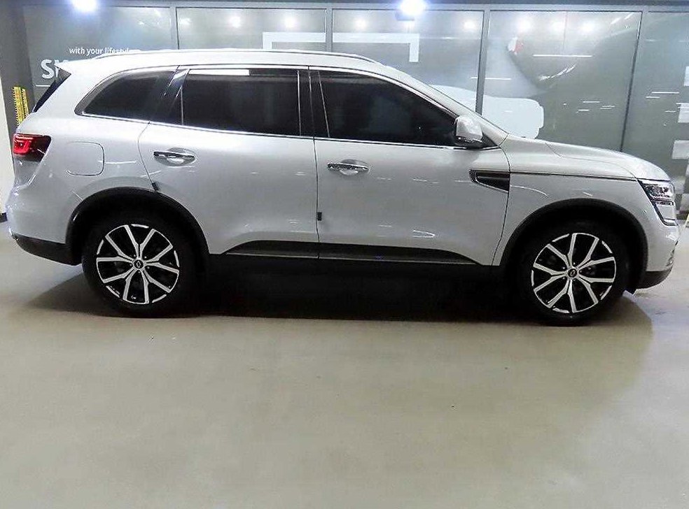 르노코리아(삼성) QM6 가솔린 2.0 GDe RE 시그니처 2WD 사진 3