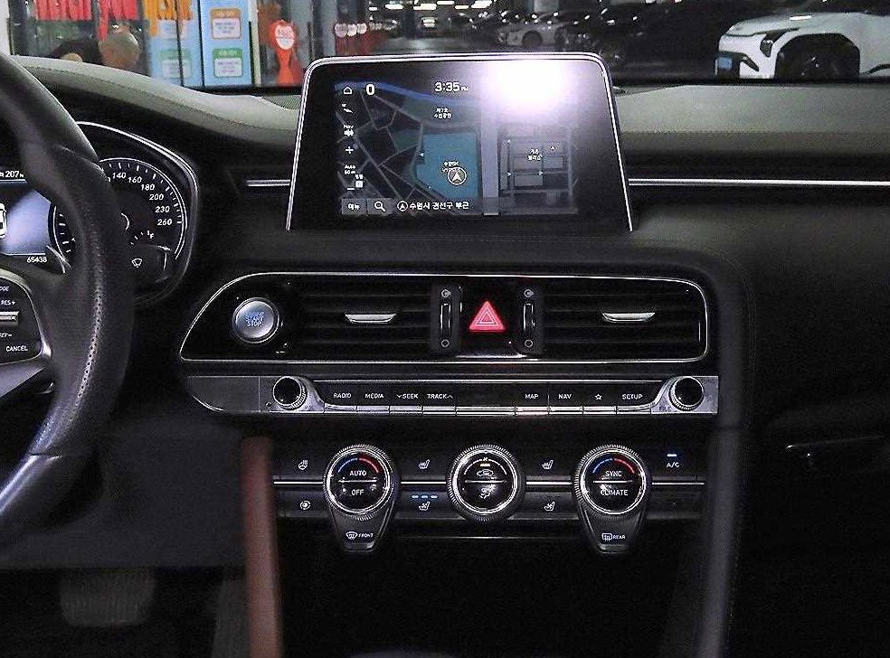 제네시스 G70 2.0T 사진 11