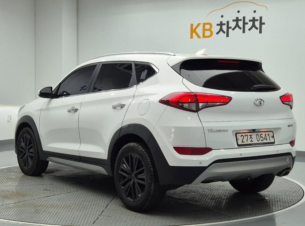 현대 투싼 디젤 1.7 2WD 사진 2